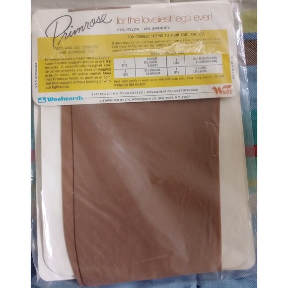 VINTAGE Sheer Seamless Pantyhose Stockings Suntone‎ Nylons Primrose Size 4 NOS - Picture 2 of 2